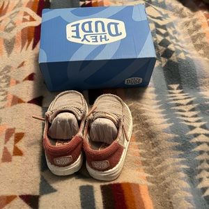 Brand new Hey Dude for baby size 5